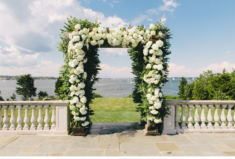 Our Muse - 1920's-Inspired Outdoor Wedding - Be inspired by Sarah & Stephen’s 1920’s style outdoor wedding - wedding