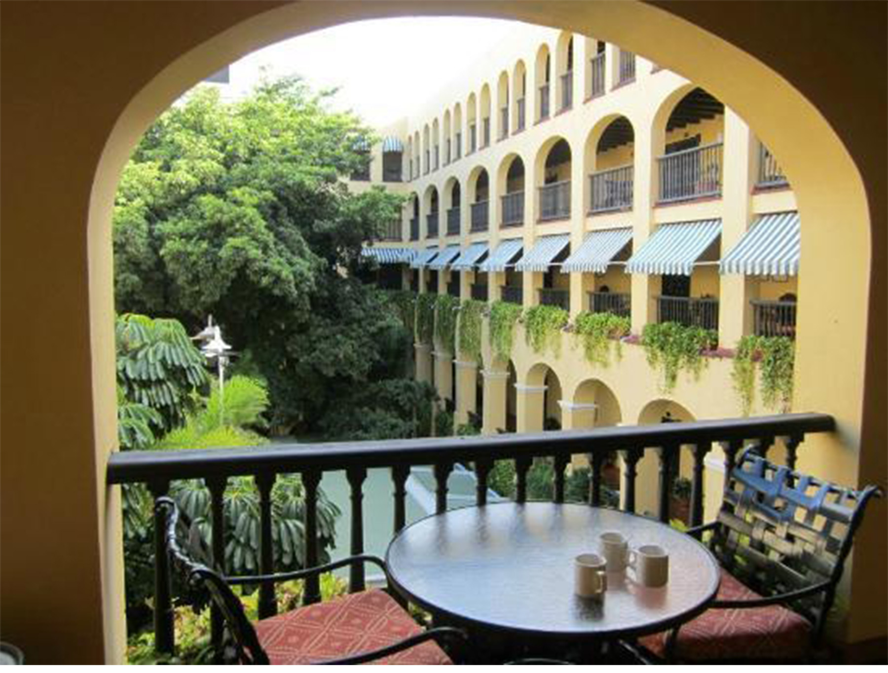 V241 Great Escapes Hotel El Convento Old San Juan