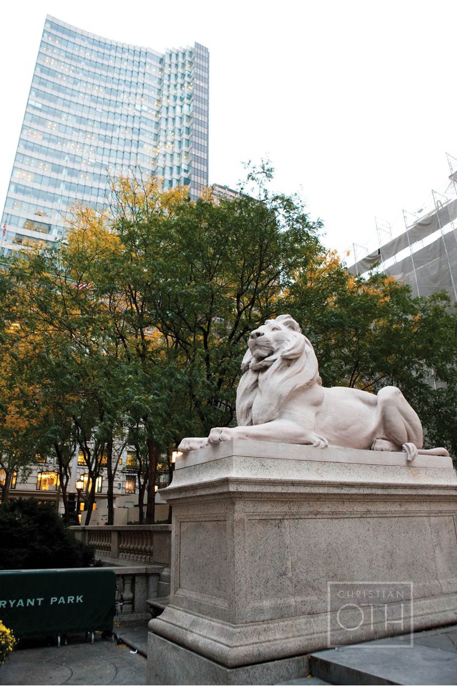 Our Muse - the New York Public Library The Knot 15th Anniversary Gala at the New York Public Library - Be inspired by this classically-styled wedding industry event
