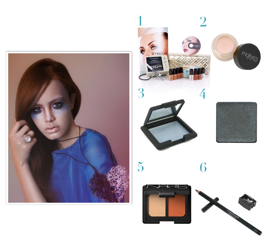 Glamourous Halloween Makeup Tip...